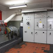 rozdzielnia i generator maszynowni